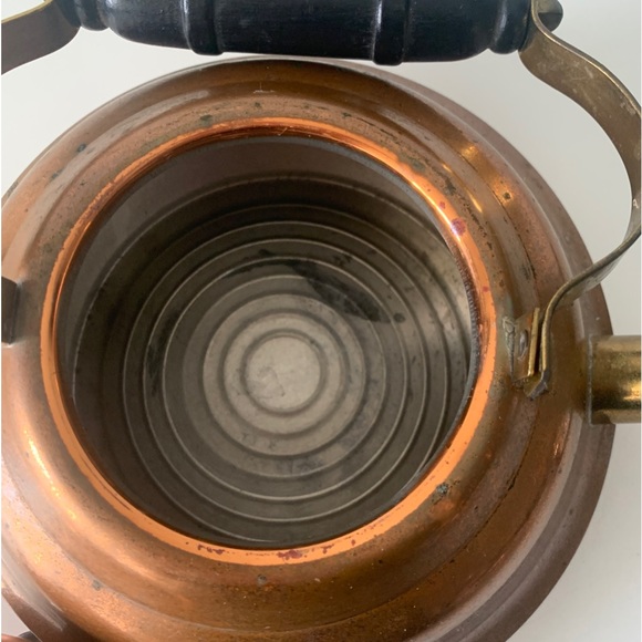 Vintage Copper Tea Kettle / Teapot - Picture 6 of 11